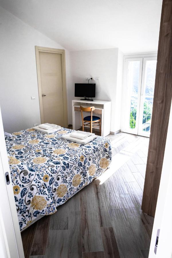 Ca' Rondine Apartment Castiglione Chiavarese Bagian luar foto