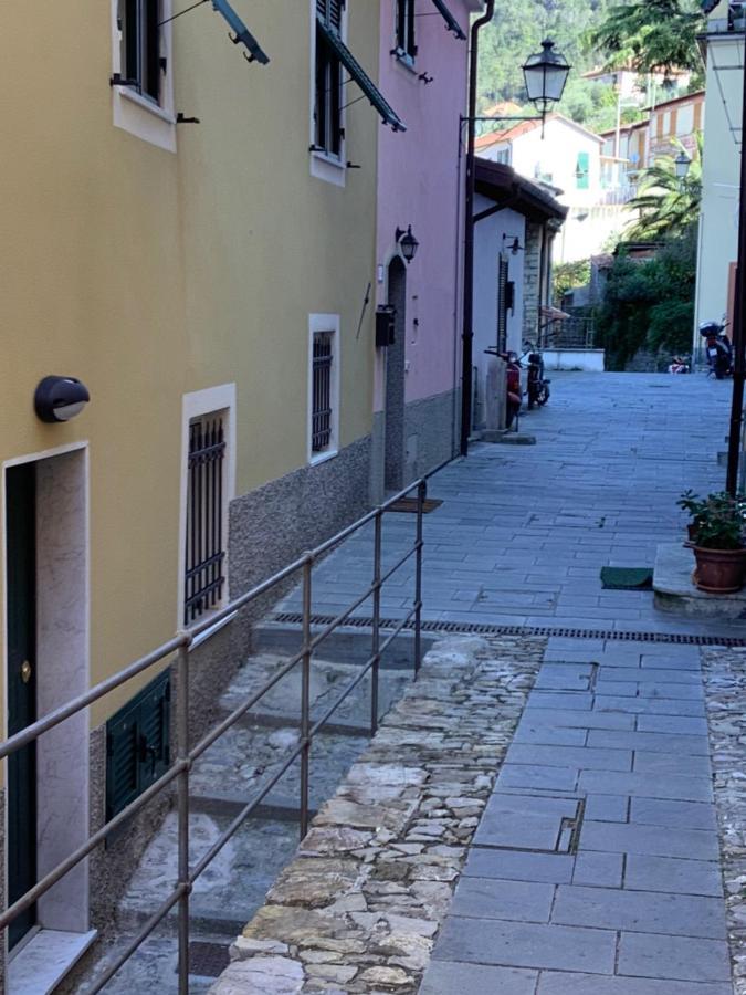 Ca' Rondine Apartment Castiglione Chiavarese Bagian luar foto