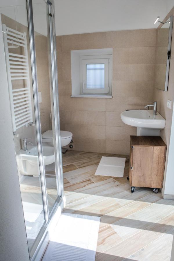 Ca' Rondine Apartment Castiglione Chiavarese Bagian luar foto